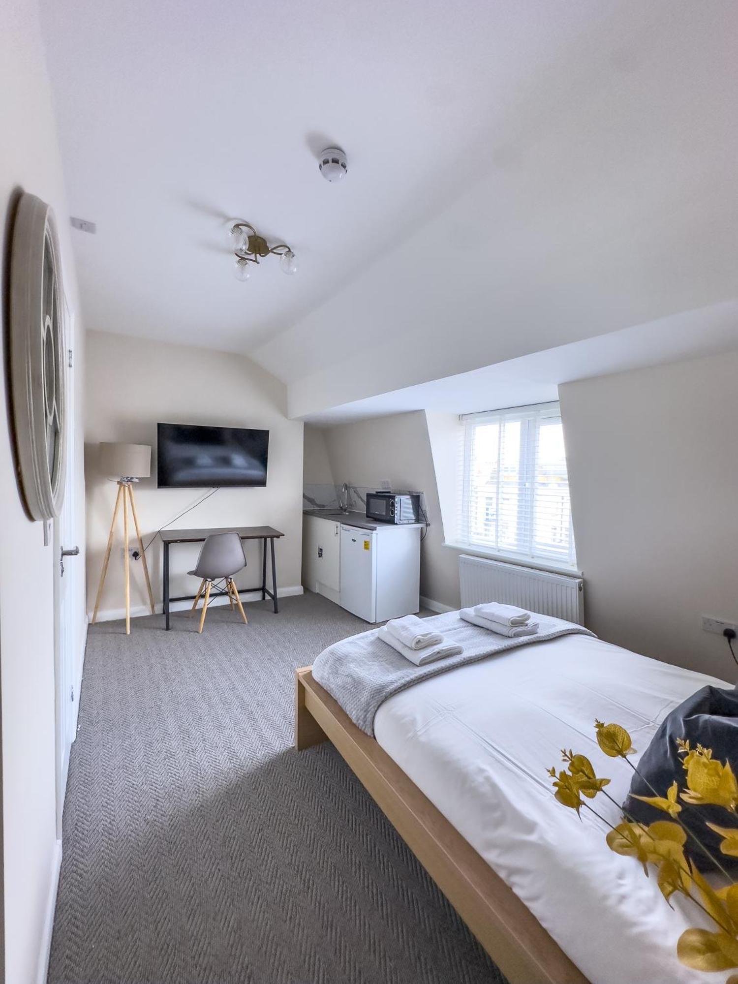 Camden Rooms London Exterior photo